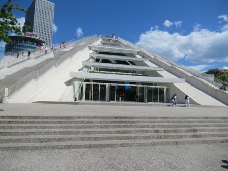 Tirana-Pyramide