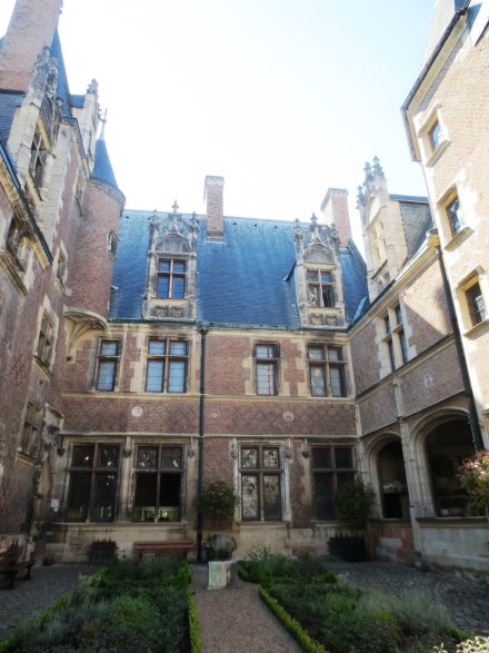 Bourges Museum Hotel Cujas