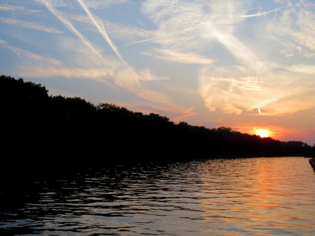 Sonnenuntergang am Mittellandkanal
