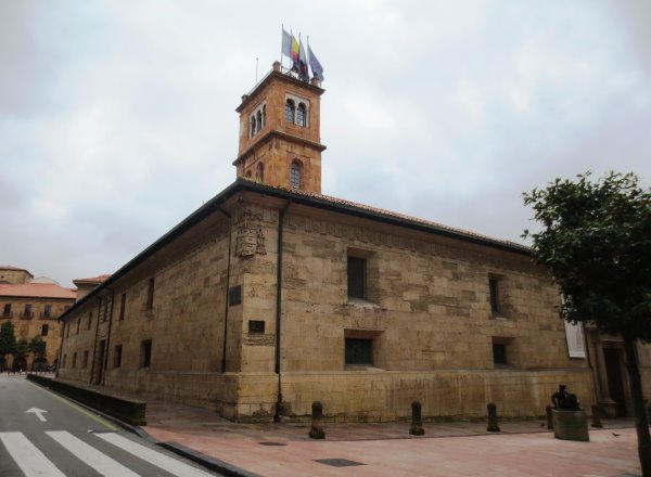 Oviedo Stadtpalaeste