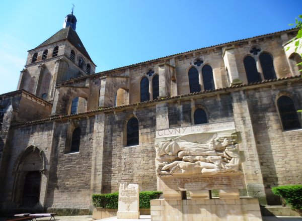 Cluny Notre Dame-1